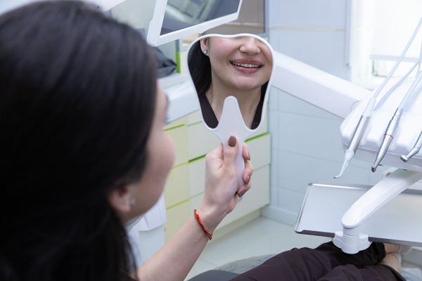 Making A Custom Smile Makeover Plan With Your Cosmetic Dentist